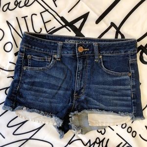 American Eagle AEO Dark Wash Hi Rise Shortie Cutoff Denim Shorts Size 8
